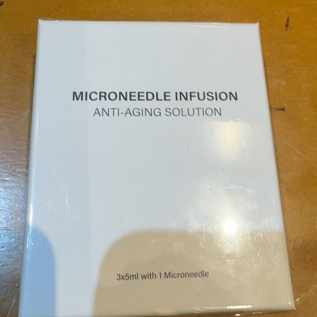 Microneedle Infusion Anti-Aging Solution 3 x 5 mL kit front packaging